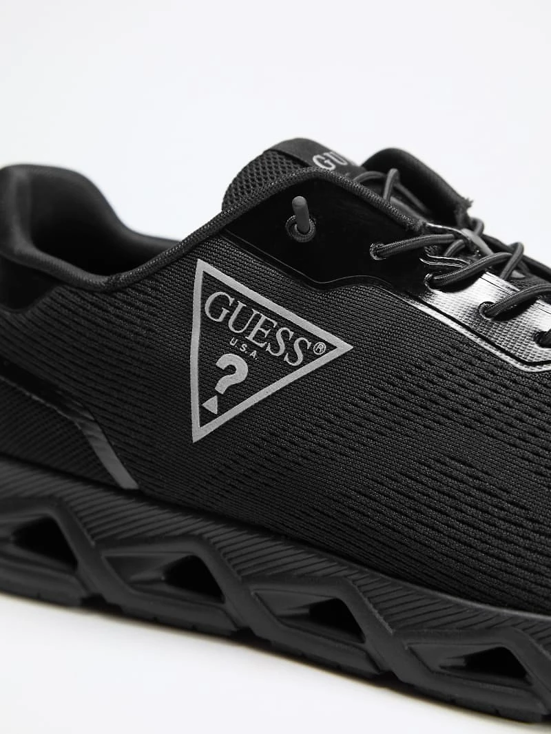 Ease sneaker