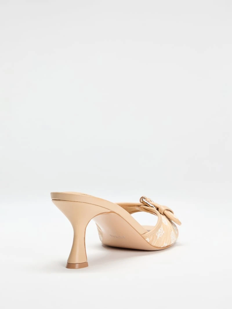 Dista sandals