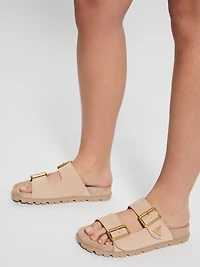 Fasten Suede Sandals