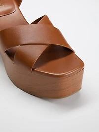 Qeelin Faux leather sandals