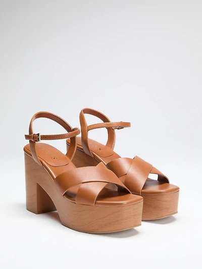 Qeelin Faux leather sandals