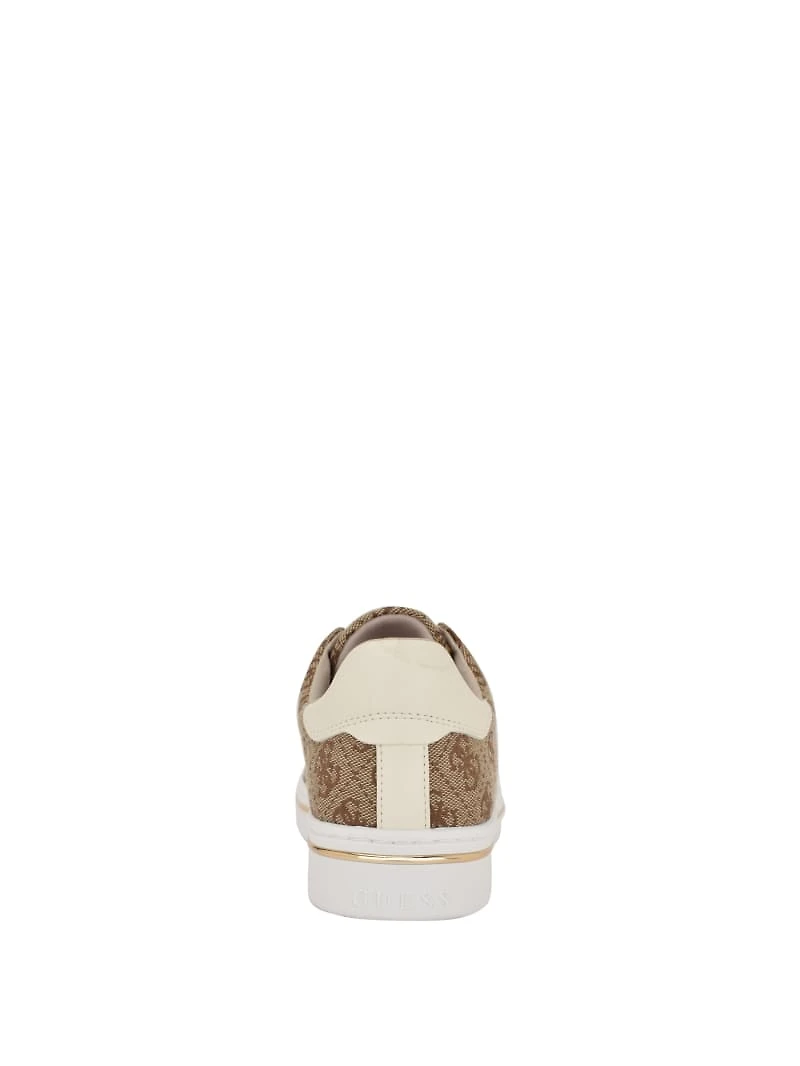 Stasey Quattro G Low-Top Sneakers