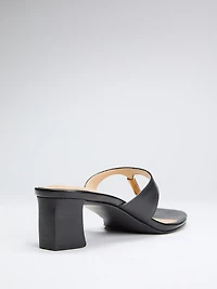 Yaiza Leather Sandals