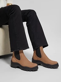 Yesses Signature Chelsea Booties