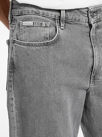 G15 Relaxed Tapered Jeans