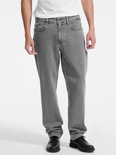 G15 Relaxed Tapered Jeans