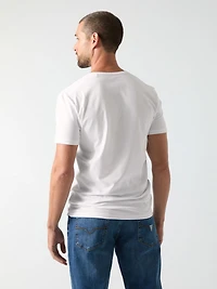 V-neck logo t-shirt