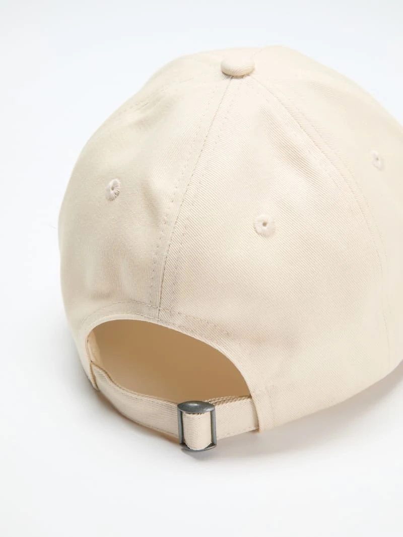 Logo baseball cap