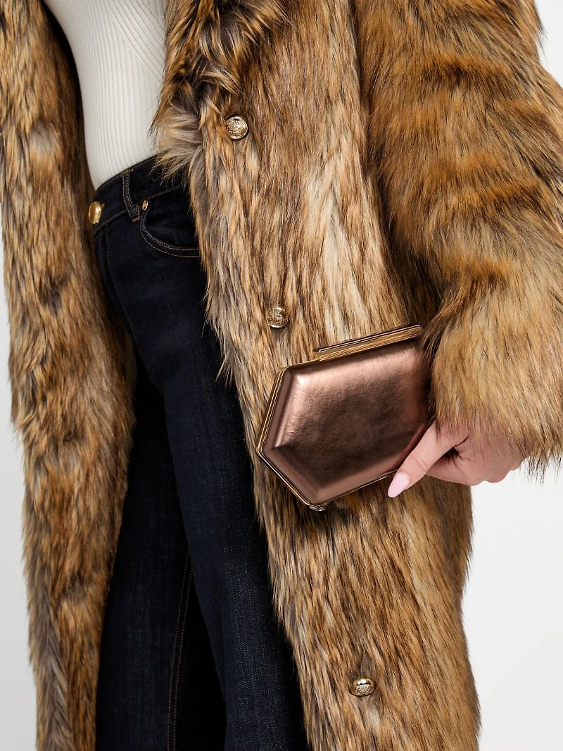 Gemma Metallic Clutch