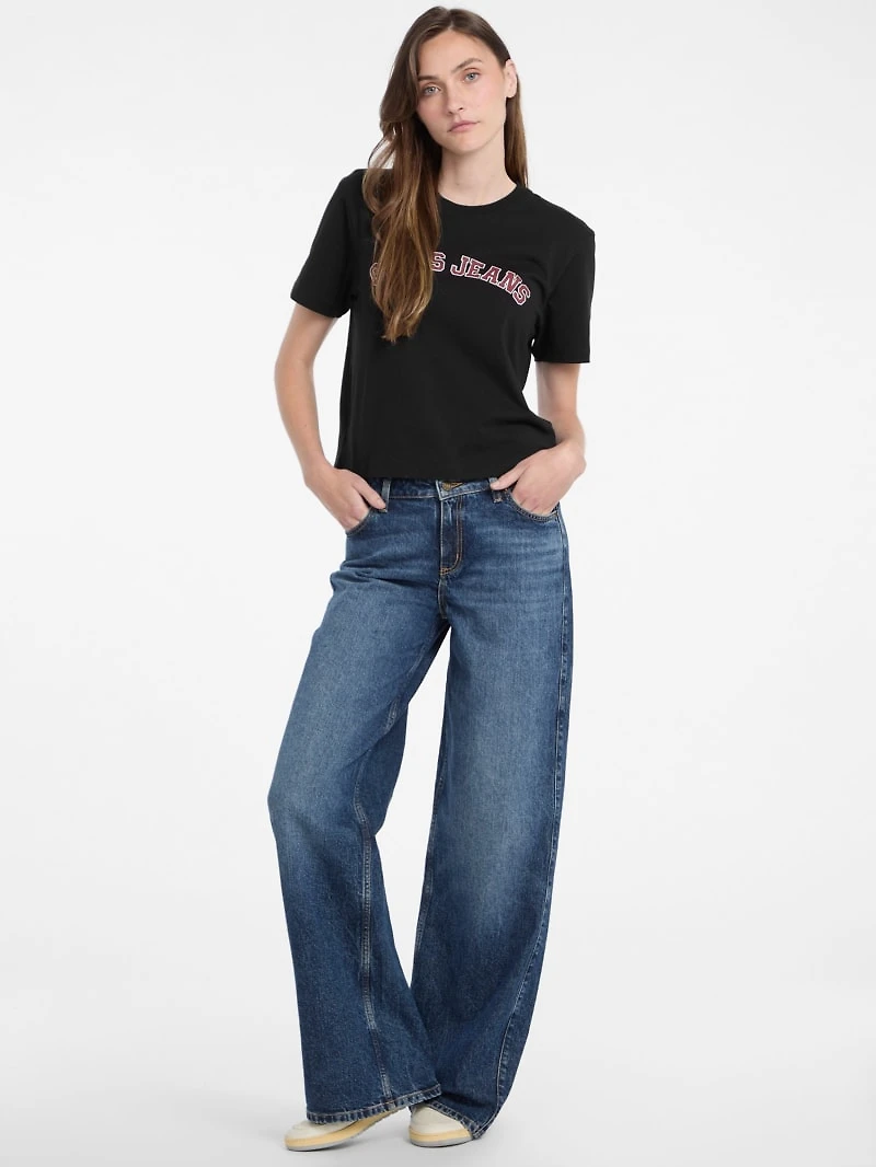 Crewneck Collegiate Tee