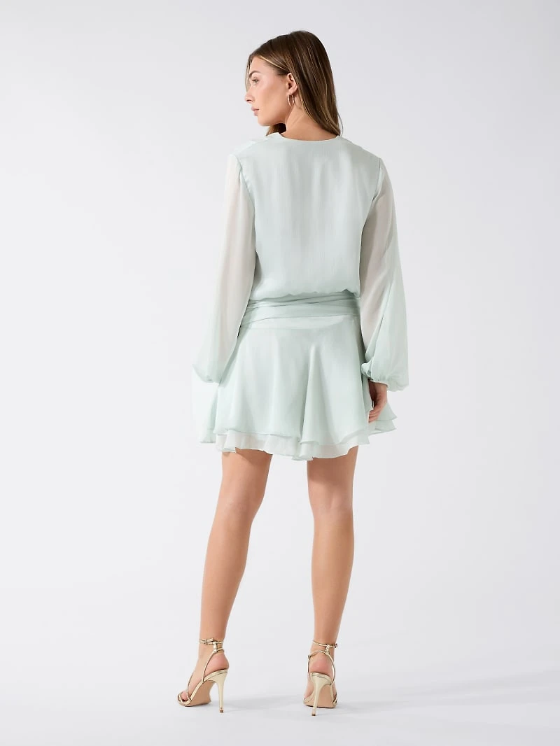 V neck ruffled dress