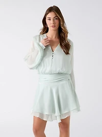 V neck ruffled dress