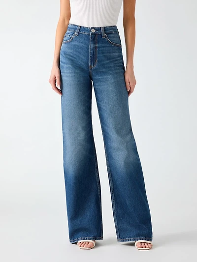 Wide-leg jeans