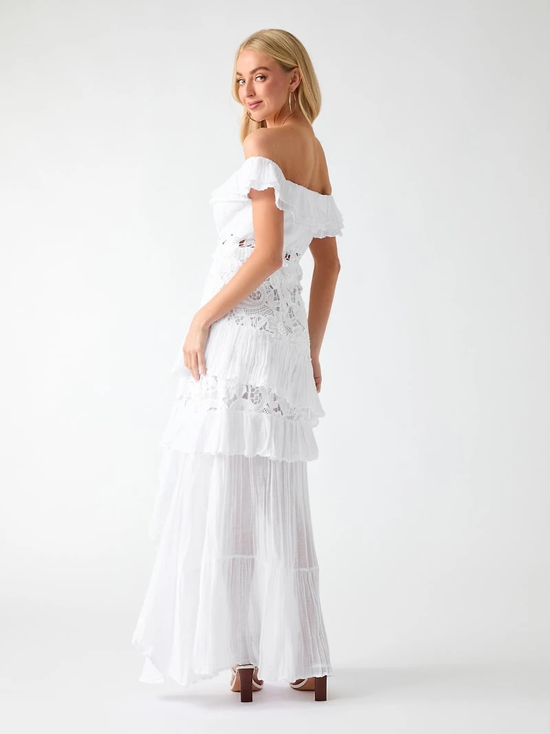 Off shoulder lace dress