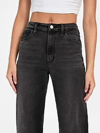 Wide-Leg Jeans