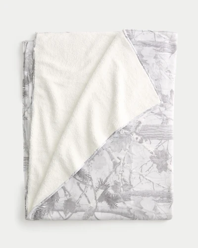 Hollister Feel Good Sherpa & Fleece Blanket