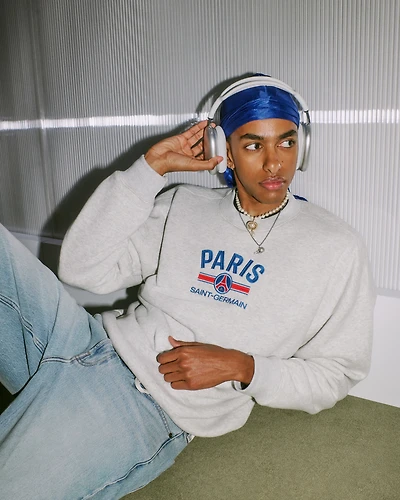 Boxy Paris Saint-Germain Graphic Crew Sweatshirt