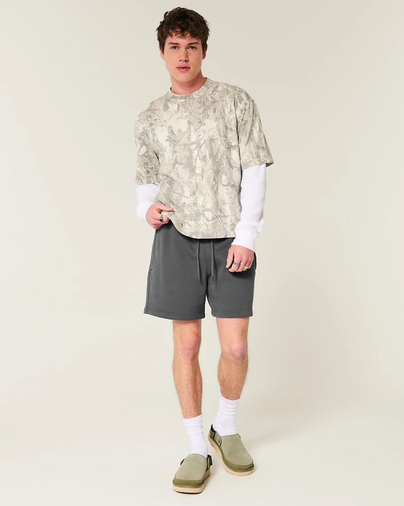 Hollister Feel Good Fleece Mid-Thigh Loose Shorts