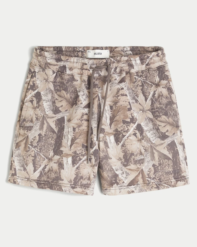 Mid-Thigh Camo Loose Fleece Shorts