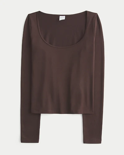 Smooth Seamless Fabric Scoop Top