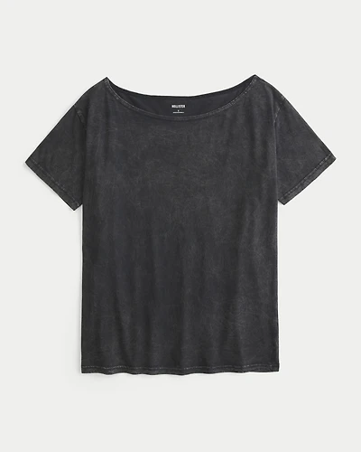 Easy Off-the-Shoulder T-Shirt