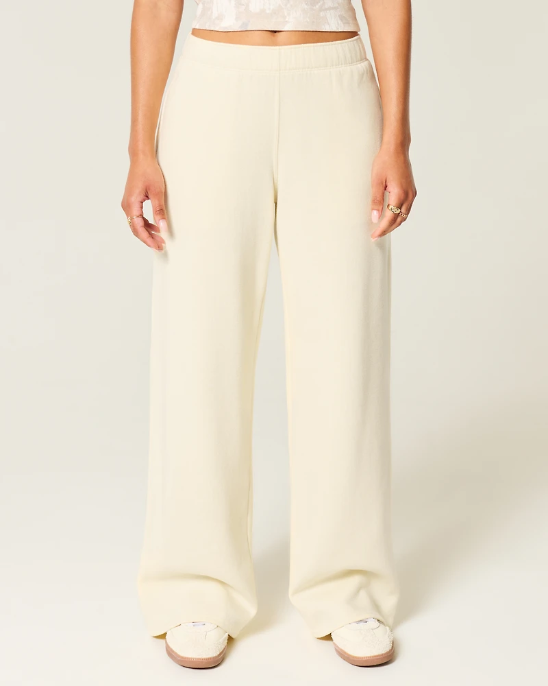 Love You Graphic Wide-Leg Sweatpants