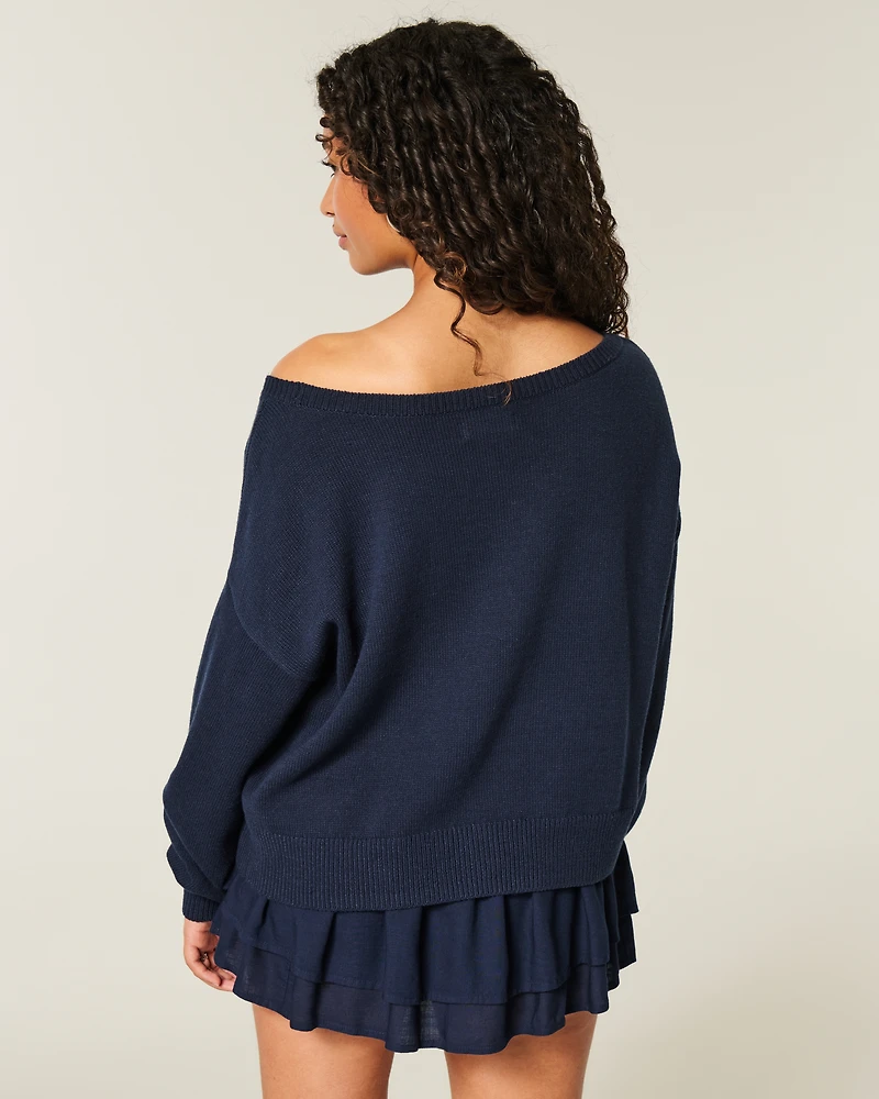 Easy Off-the-Shoulder Dog Graphic Sweater