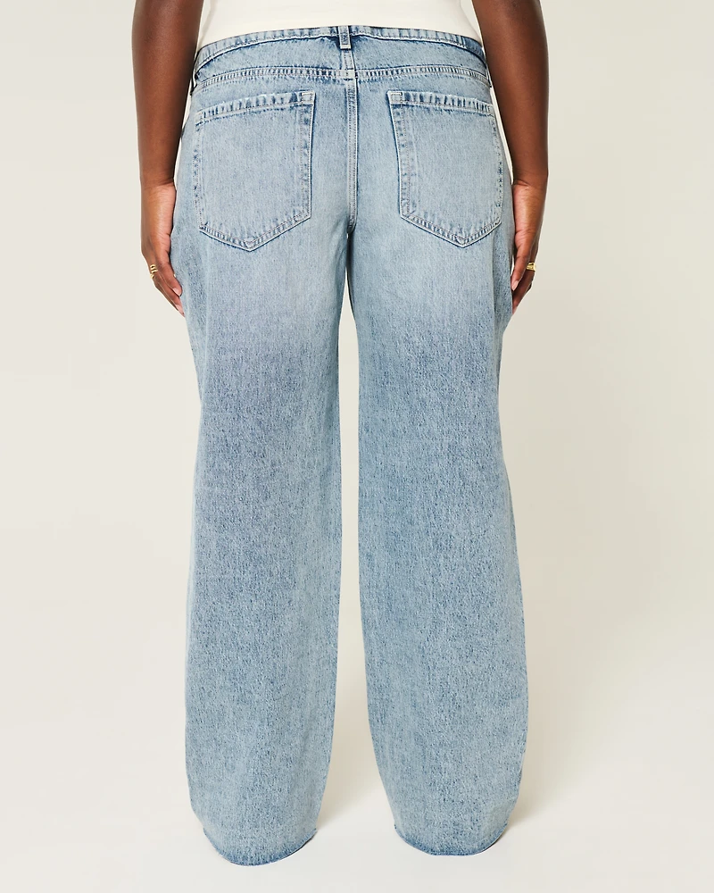 Curvy Low-Rise Ripped Medium Wash Baggy Jeans