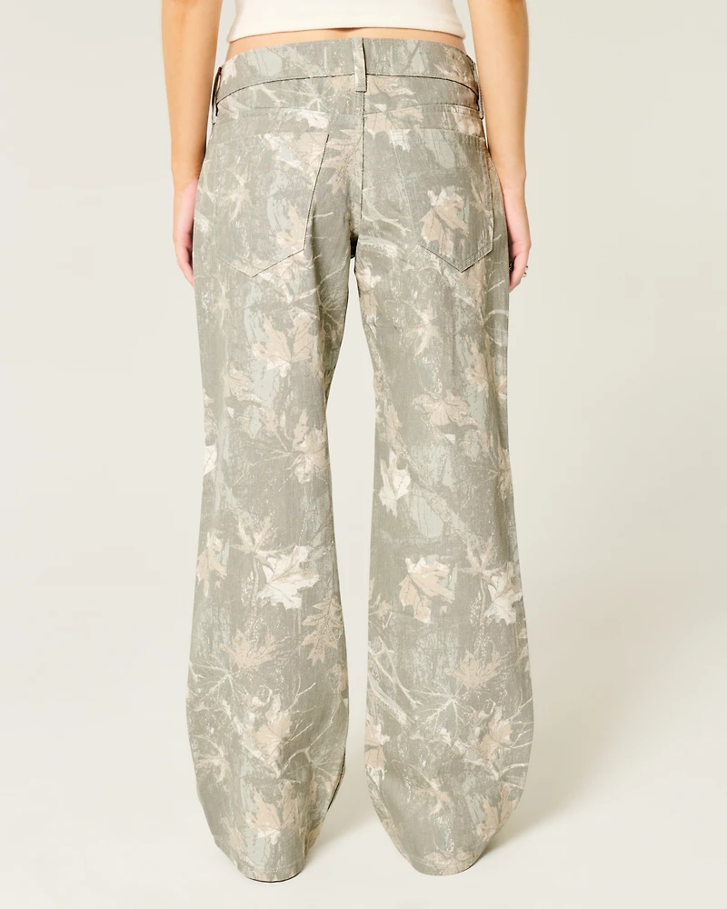 Low-Rise Camo Baggy Jeans