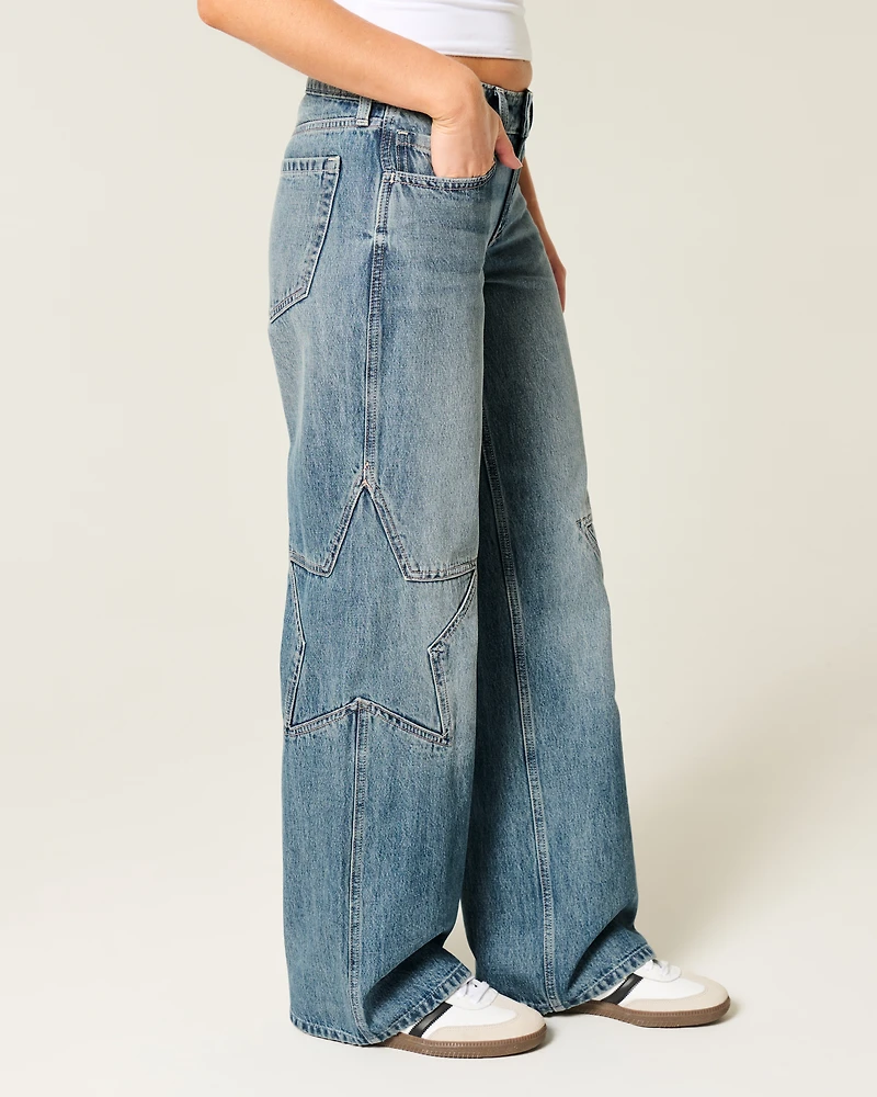 Low-Rise Medium Wash Star Graphic Baggy Jeans