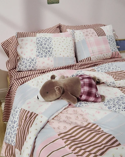 Hollister x Target Percale Patchwork Comforter & Sham Set