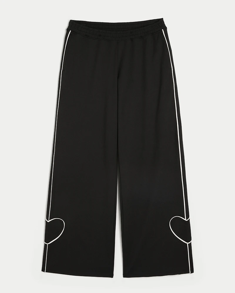 Gilly Hicks Active Recharge Heart-Tipped Baggy Pants