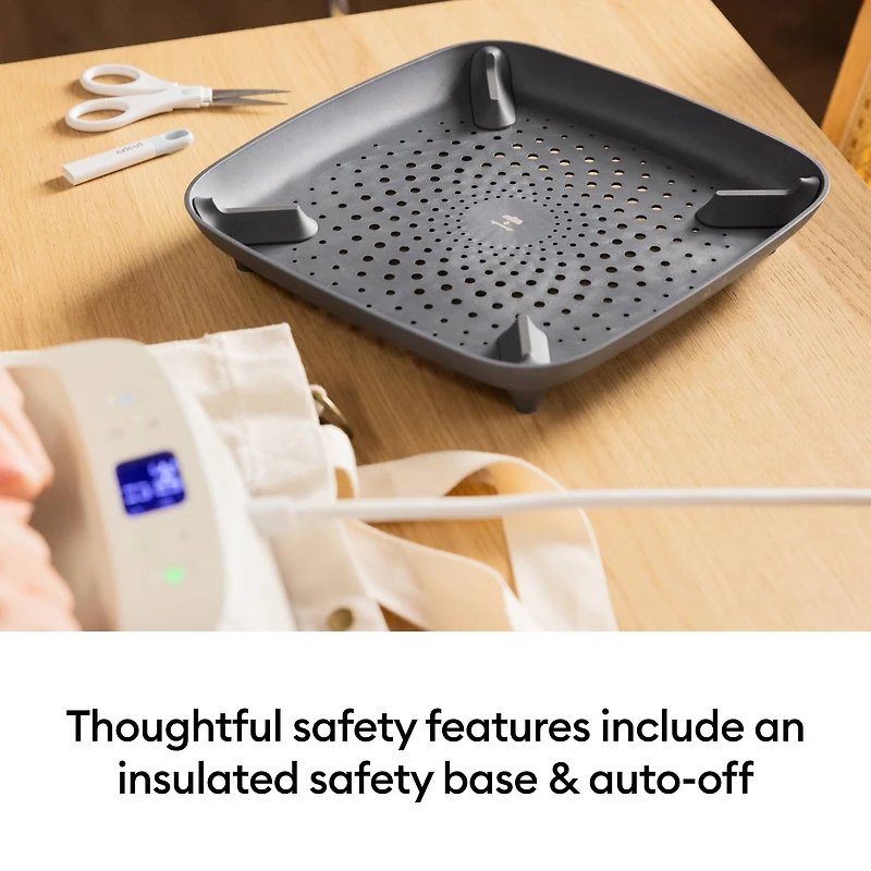 Cricut EasyPress® SE Taupe, 9" x 9"