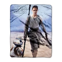 Star Wars™ Rebel Rey Silk Touch Throw