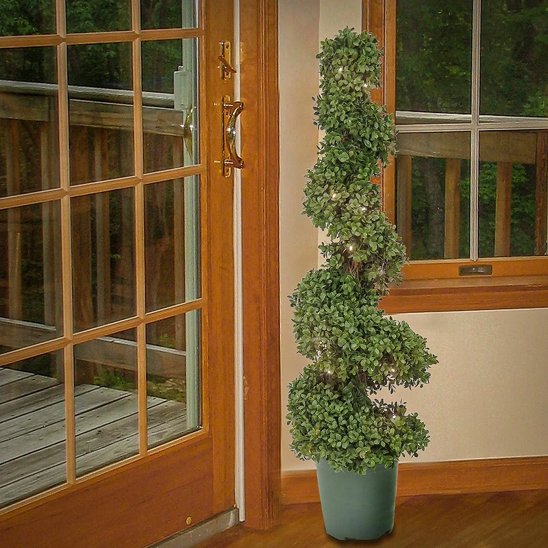 3.5ft. Pre-Lit Boxwood Spiral Topiary