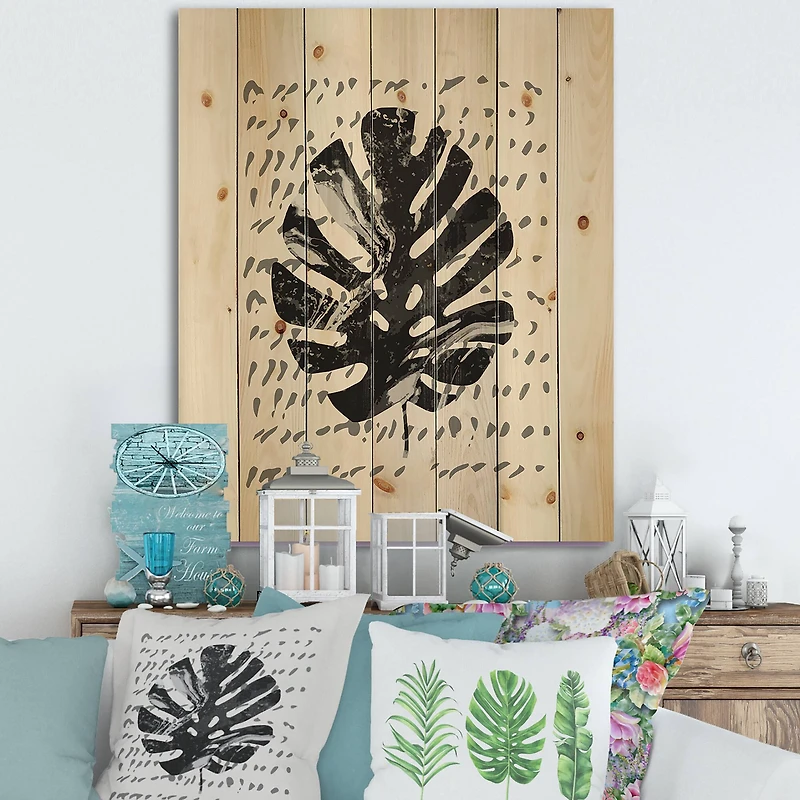 Designart - Minimal Tropical Palm Leaf On Grunge Texture