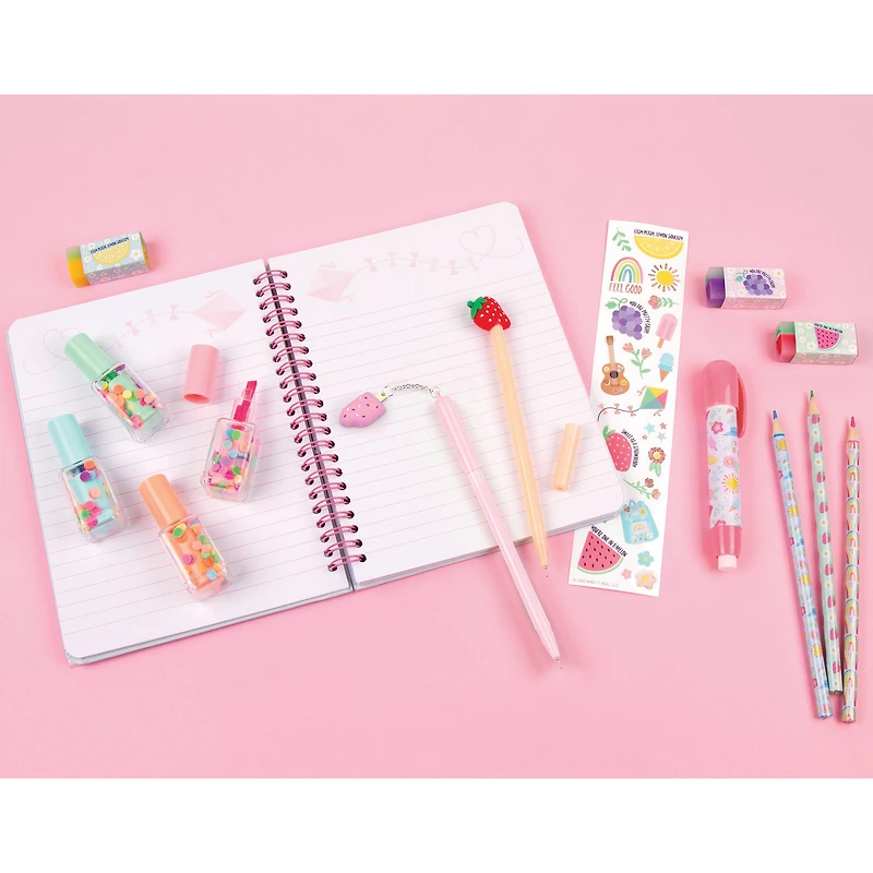 Make It Real™ 3C4G Adventure Fun Stationery Set