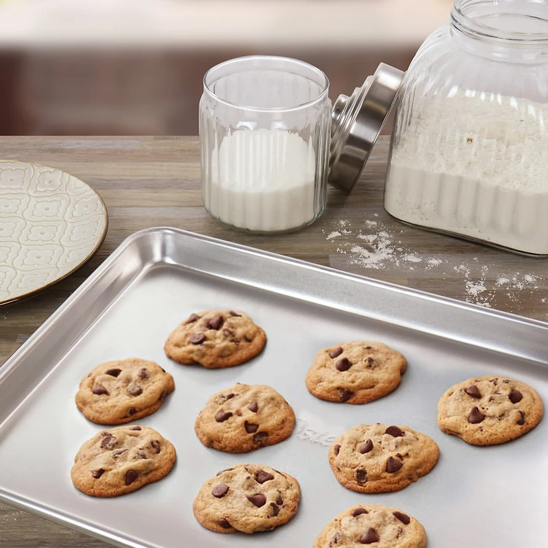 Oster 15" Baker's Glee Aluminum Cookie Sheet