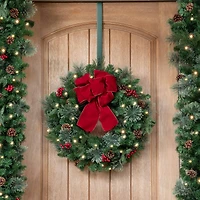Haute Decor Adapt™ Green Adjustable Wreath Hanger
