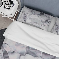 Designart 'Light and Shadow III' Geometric Bedding Set