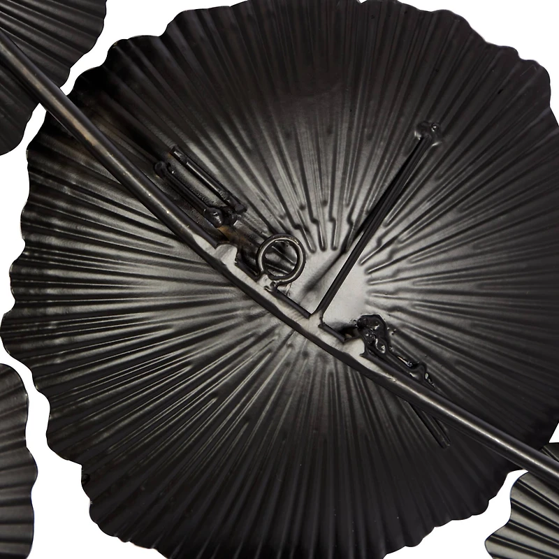 CosmoLiving by Cosmopolitan Black Metal Wall Décor