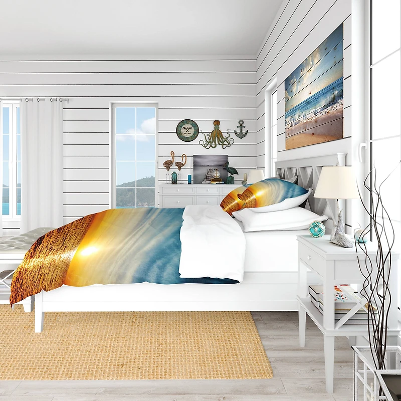 Designart 'Brilliant Texture of Sea Currents' Beach Bedding Set