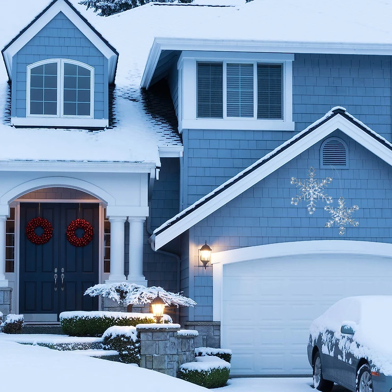 24" Ice Crystal Snowflake with Cool White LED Lights