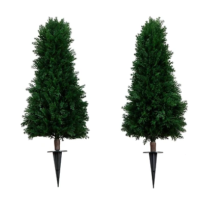 3ft. UV Resistant Cedar Plant Set with Integrated Ground Stake