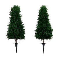 3ft. UV Resistant Cedar Plant Set with Integrated Ground Stake