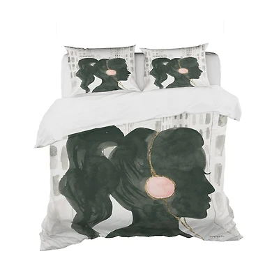 Designart 'Glam Pink Ladies III' Teenage Bedding Set