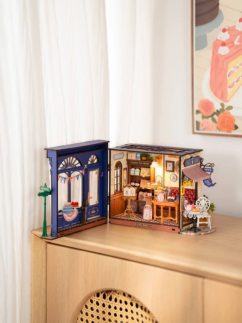 Rolife® Leisure Time Tea Room DIY Miniature House Kit