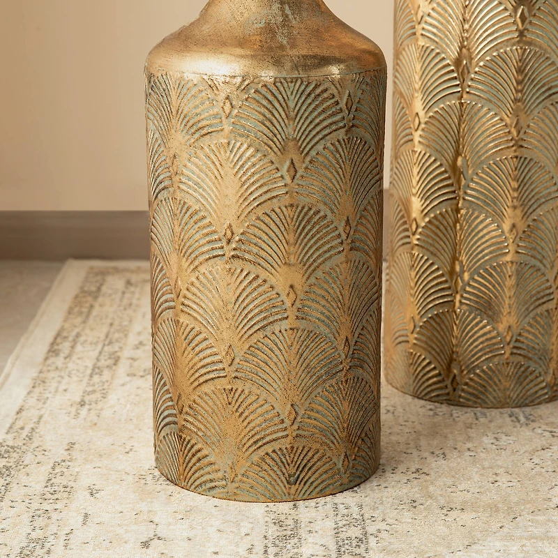 Glitzhome® Antique Gold Gingko Metal Floor Vases Set