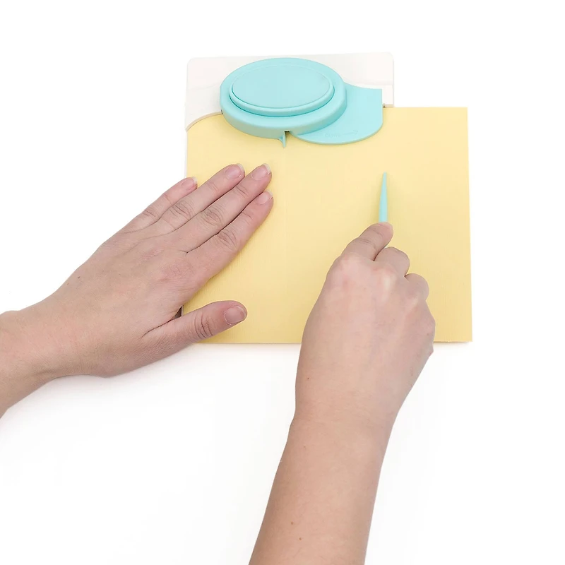 We R Memory Keepers® Pillow Box Punch Board