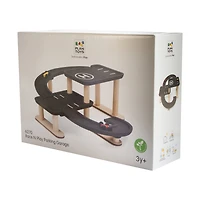 Race N Play Parking Garage